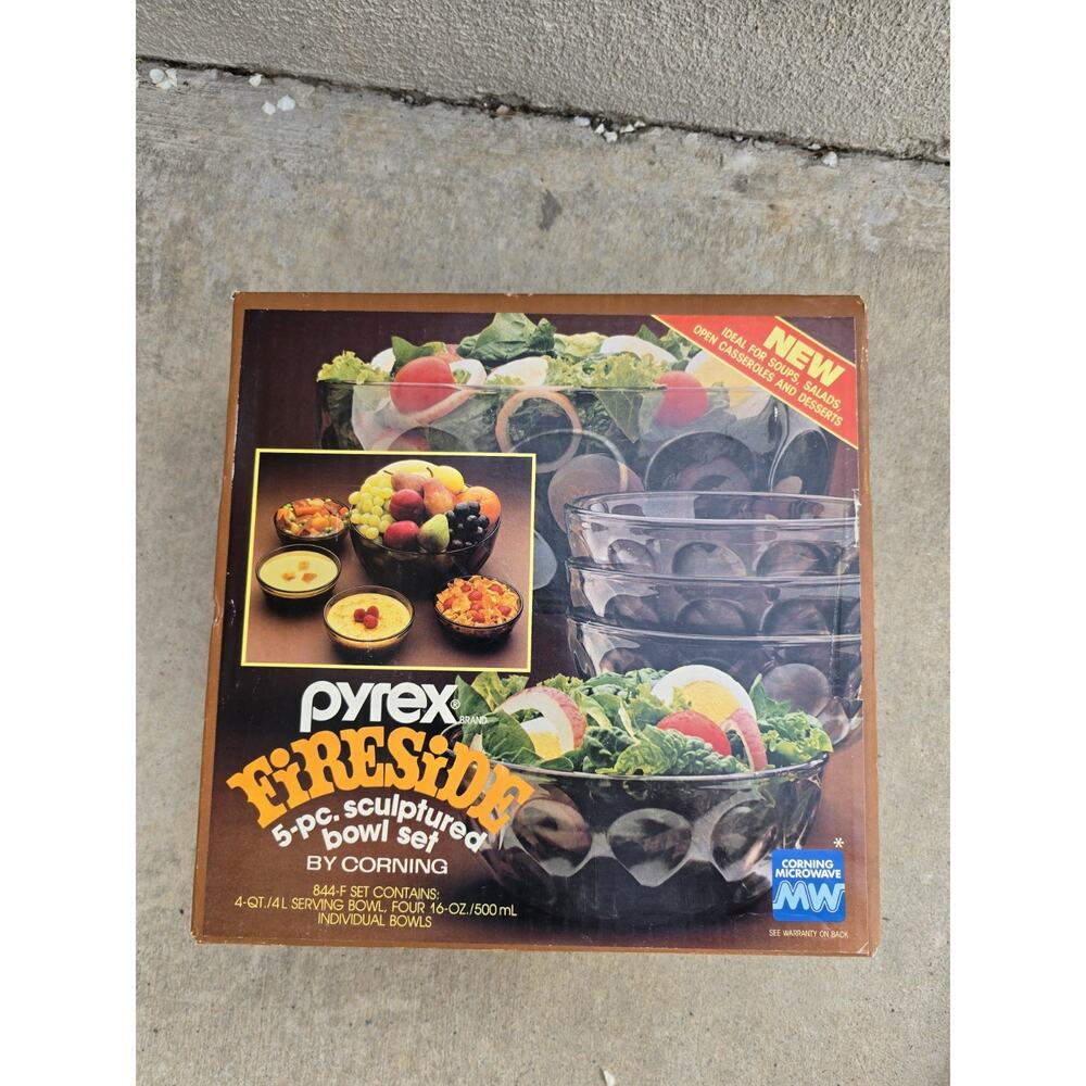 New Vintage Pyrex Fireside 5 Piece Sculptured Bowl Set 844-F Deadstock